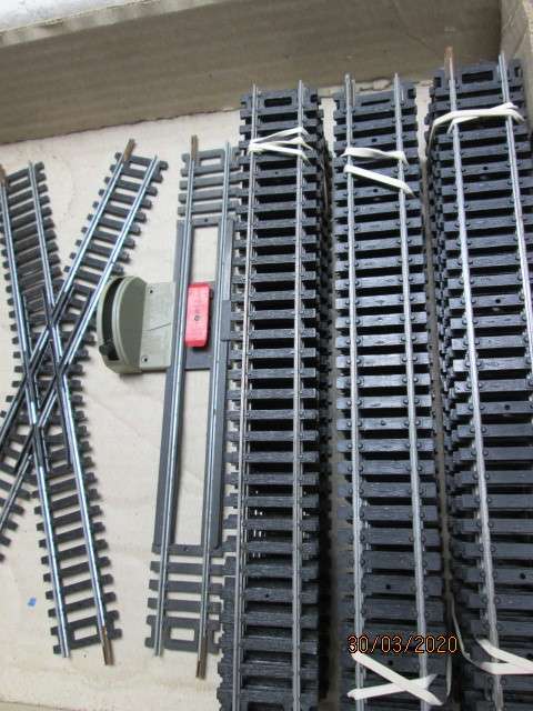 HO SCALE : LIMA TRACK x68 PIECES - LOT 664z