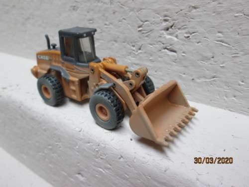 HO SCALE : NORSCOT CASE 721D WHEEL LOADER (BOXED) - LOT 677z