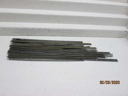 N SCALE : NICKEL SILVER FLEXITRACK OFF-CUTS x22 PIECES - LOT 682z