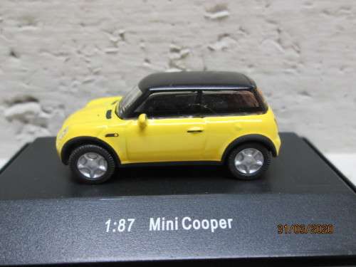 HO SCALE : GAUGEMASTER NEW MINI COOPER CAR (BOXED) - LOT 880z