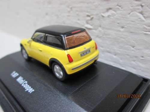 HO SCALE : GAUGEMASTER NEW MINI COOPER CAR (BOXED) - LOT 880z