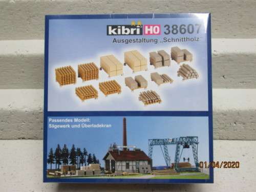 HO SCALE : KIBRI PALLET / WOOD LOADS KIT (BOXED) - LOT 910z