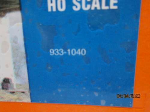 HO SCALE : WALTHERS DOUBLE TRACK TRUSS BRIDGE ABUTMENT - LOT 57AA