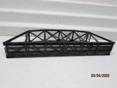 HO SCALE : ATLAS 18" THROUGH TRUSS BRIDGE - LOT 31AA