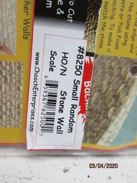 HO & N SCALE : CHOOCH - STONE WALLS / SMALL RANDOM STONE WALL (BOXED) - LOT 74AA