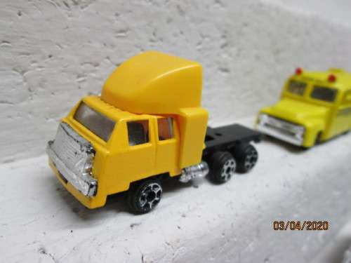HO SCALE : VEHICLES x6 (ENTRY LEVEL) - LOT 106AA