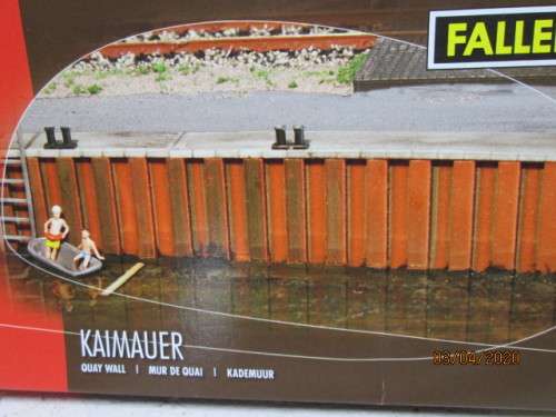 HO SCALE : FALLER QUAY / HARBOUR WALL (BOXED) - LOT 108AA