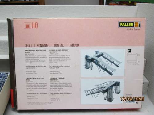 HO SCALE : FALLER PEDESTRIAN DOUBLE RAIL BRIDGE KIT (BOXED) - LOT 167AA