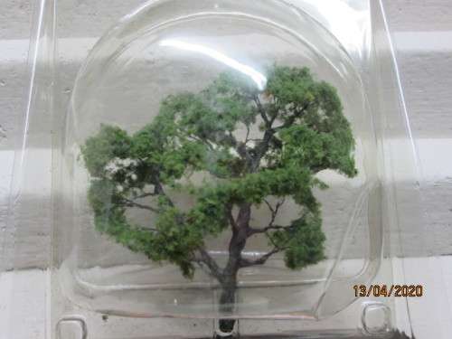 HO SCALE : WOODLAND SCENICS : OAK TREE (BOXED) - LOT 188AA