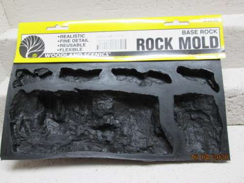 HO SCALE : WOODLAND SCENICS : SILICON ROCK MOULD C1243 - LOT 378AA