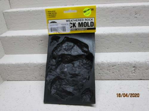 HO SCALE : WOODLAND SCENICS : SILICON ROCK MOULD C1238 - LOT 381AA