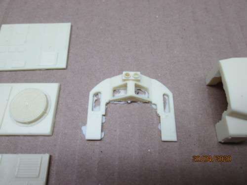 HO SCALE : SAR CLASS 33 DIESEL LOCOMOTIVE DETAIL KIT - LOT 496AA