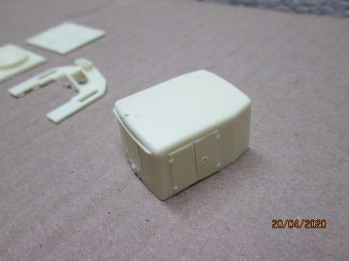 HO SCALE : SAR CLASS 33 DIESEL LOCOMOTIVE DETAIL KIT - LOT 496AA