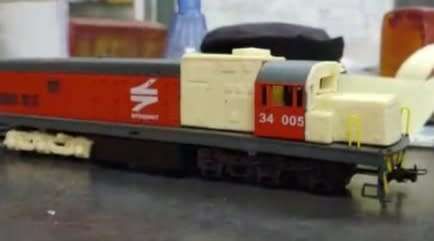 HO SCALE : SAR CLASS 33 DIESEL LOCOMOTIVE DETAIL KIT - LOT 496AA