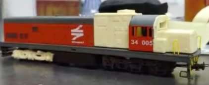 HO SCALE : SAR CLASS 33 DIESEL LOCOMOTIVE DETAIL KIT - LOT 496AA