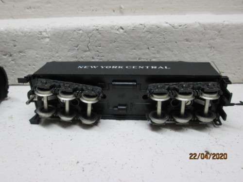 HO SCALE : RIVAROSSI 4-6-4 NEW YORK CENTRAL STEAM LOCOMOTIVE - LOT 457AA