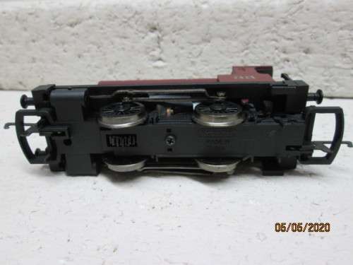 OO SCALE : HORNBY 0-4-0 STEAM LOCOMOTIVE (BOXED) - LOT 530A