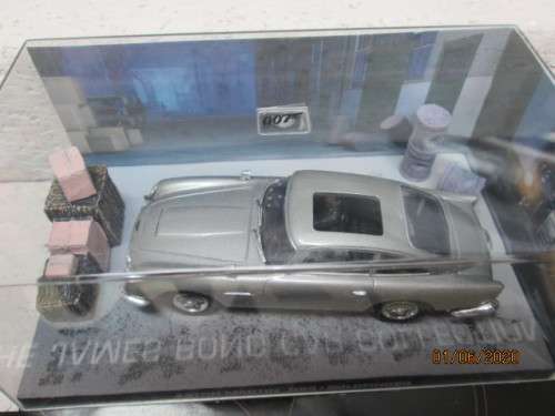DIE CAST : 007 COLLECTION : ASTON MARTIN DB5 - GOLDFINGER (No 25) - LOT 967AA