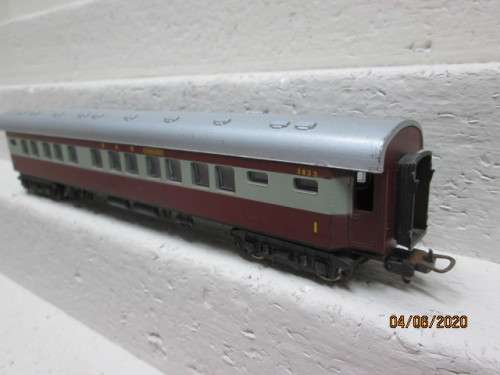 HO SCALE - LIMA SAR - TRANS KAROO1ST CLASS COACH - BOXED - LOT 13 BB