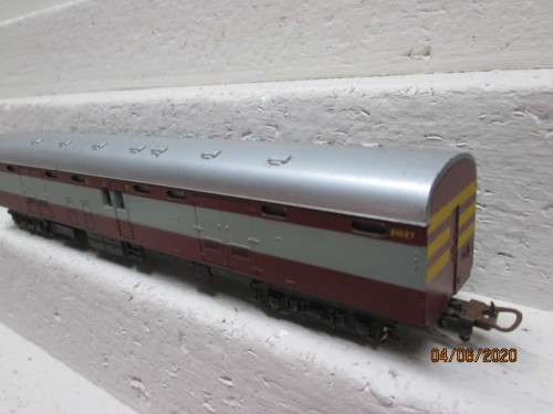 HO SCALE - LIMA SAR - TRANS KAROO BAGGAGE CAR- BOXED - LOT 15 BB