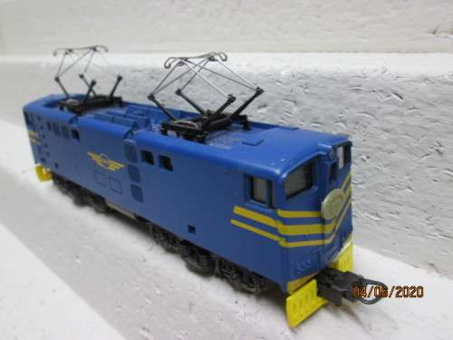 HO SCALE - LIMA SAR -BLUE 5E ELECTRIC LOCOMOTIVE DUMMY - LOT 16 BB