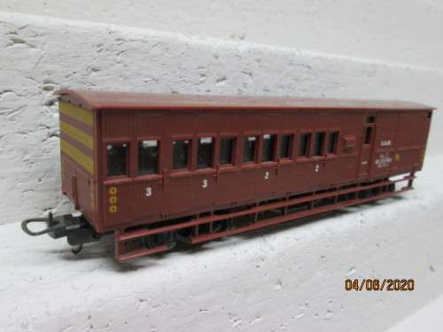 HO SCALE - LIMA SAR - V8 GUARD VAN - BOXED - LOT 29 BB