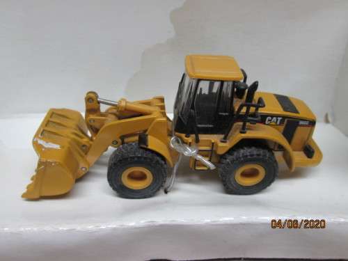 HO SCALE - NORSCOT - CAT 966G SERIES II WHEEL LOADER - BOXED - LOT 48 BB