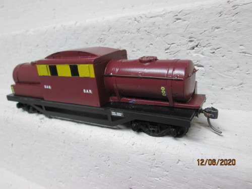 HO SCALE : SAR HEATER VAN - LOT 62BB