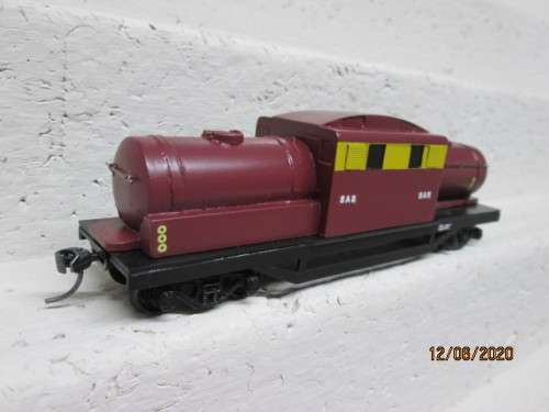 HO SCALE : SAR HEATER VAN - LOT 62BB