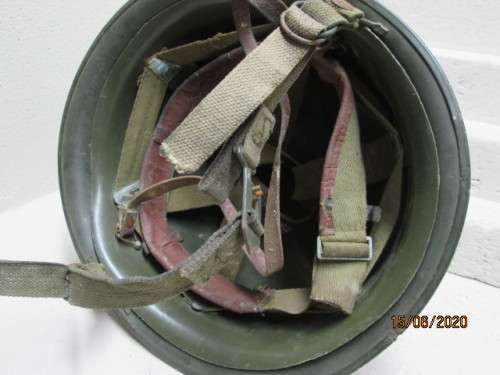ARMY HELMET / STAALDAK  - LOT 144BB
