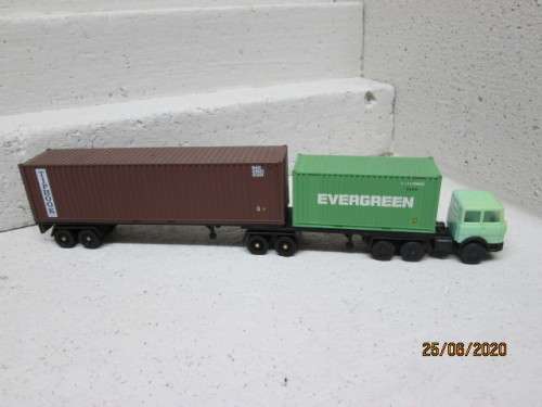 HO SCALE : SUPERLINK TRAILERS - LOT 188BB