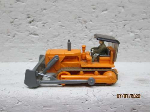 HO SCALE : WIKING BULLDOZER - LOT 272BB