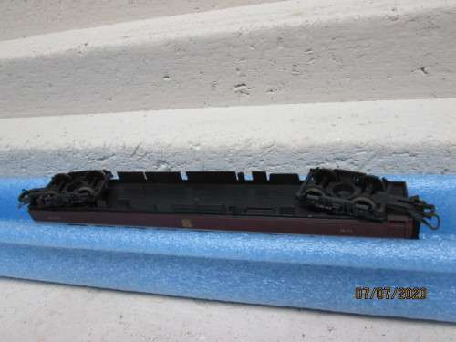 HO/OO SCALE : ROLLING STOCK FOAM WORK BENCH - LOT 350BB