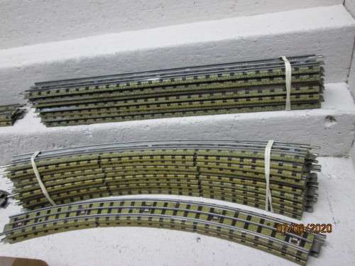 OO SCALE  - HORNBY DUBLO TRACK X 26 PIECES