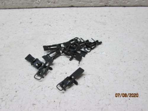 HO SCALE  - LIMA STYLE OFFCUT COUPLINGS X10