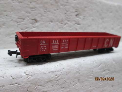 N SCALE: LIMA : CN GONDOLA - BOXED