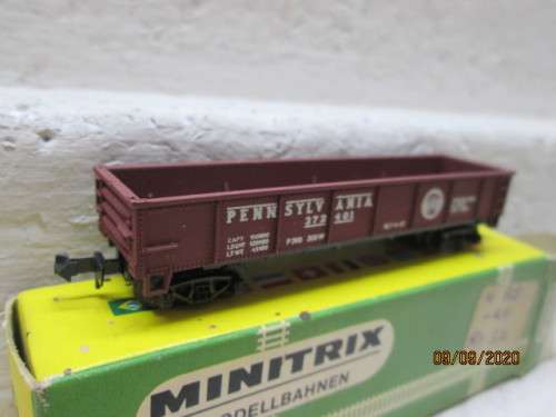 N SCALE: MINITRIX : PENNSYLVANIA GONDOLA - BOXED