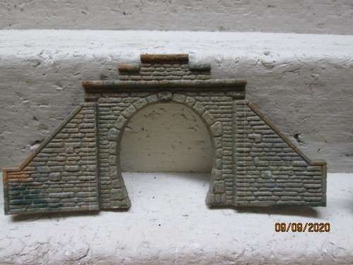 N SCALE : TUNNEL ENTRANCE - X3
