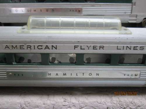 S SCALE : AMERICAN FLYER : DIESEL LOCOMOTIVES  WITH X4 PASSENGER COACHES - ROCKET SET