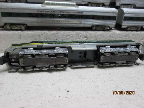 S SCALE : AMERICAN FLYER : DIESEL LOCOMOTIVES  WITH X4 PASSENGER COACHES - ROCKET SET