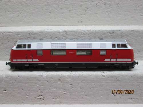 HO SCALE : ROCO : SNFT DIESEL LOCOMOTIVE - BOXED
