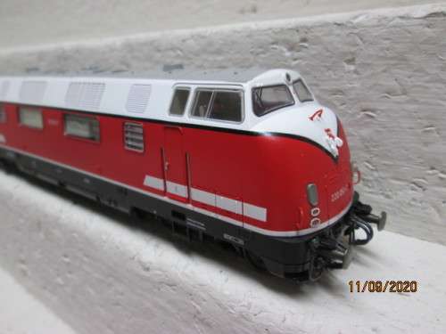 HO SCALE : ROCO : SNFT DIESEL LOCOMOTIVE - BOXED