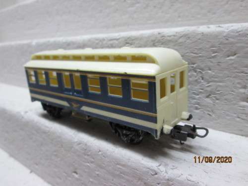 HO SCALE : LIMA SAR : BLUE TRAIN ENTRY LEVEL COACH