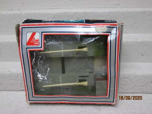 HO SCALE : LIMA : RAILCROSSING - BOXED
