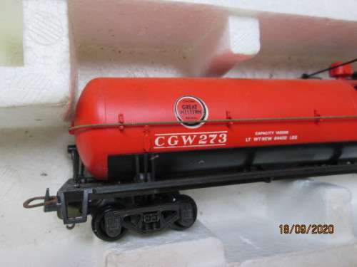 HO SCALE : LIMA : GREAT WESTERN LONG TANKER - BOXED