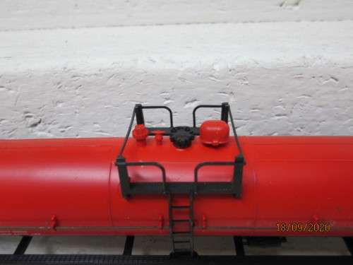HO SCALE : LIMA : GREAT WESTERN LONG TANKER