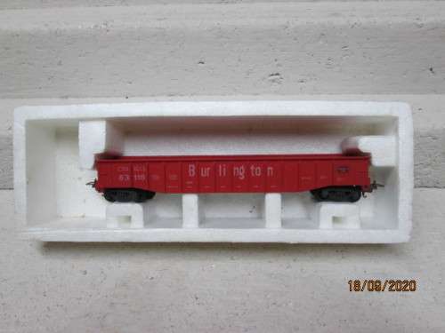 HO SCALE : LIMA : BURLINGTON GONDOLA - BOXED