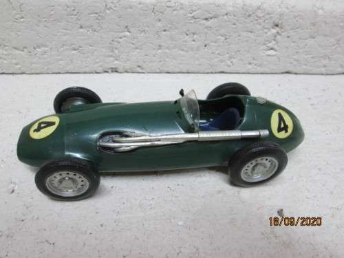 1:24 SCALE : MERIT RACING CAR - GP BRM 1956 - BOXED