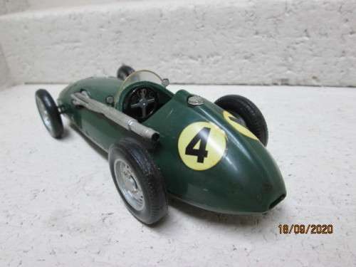 1:24 SCALE : MERIT RACING CAR - GP BRM 1956 - BOXED