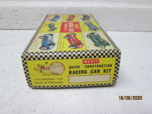 1:24 SCALE : MERIT RACING CAR - GP BRM 1956 - BOXED